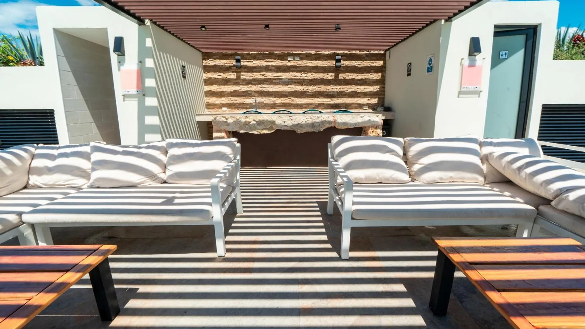 Apartment Modern Penthouse With 2 Bedroom Tub & Pool At Arenis Condos - 509 Playa del Carmen Mexico