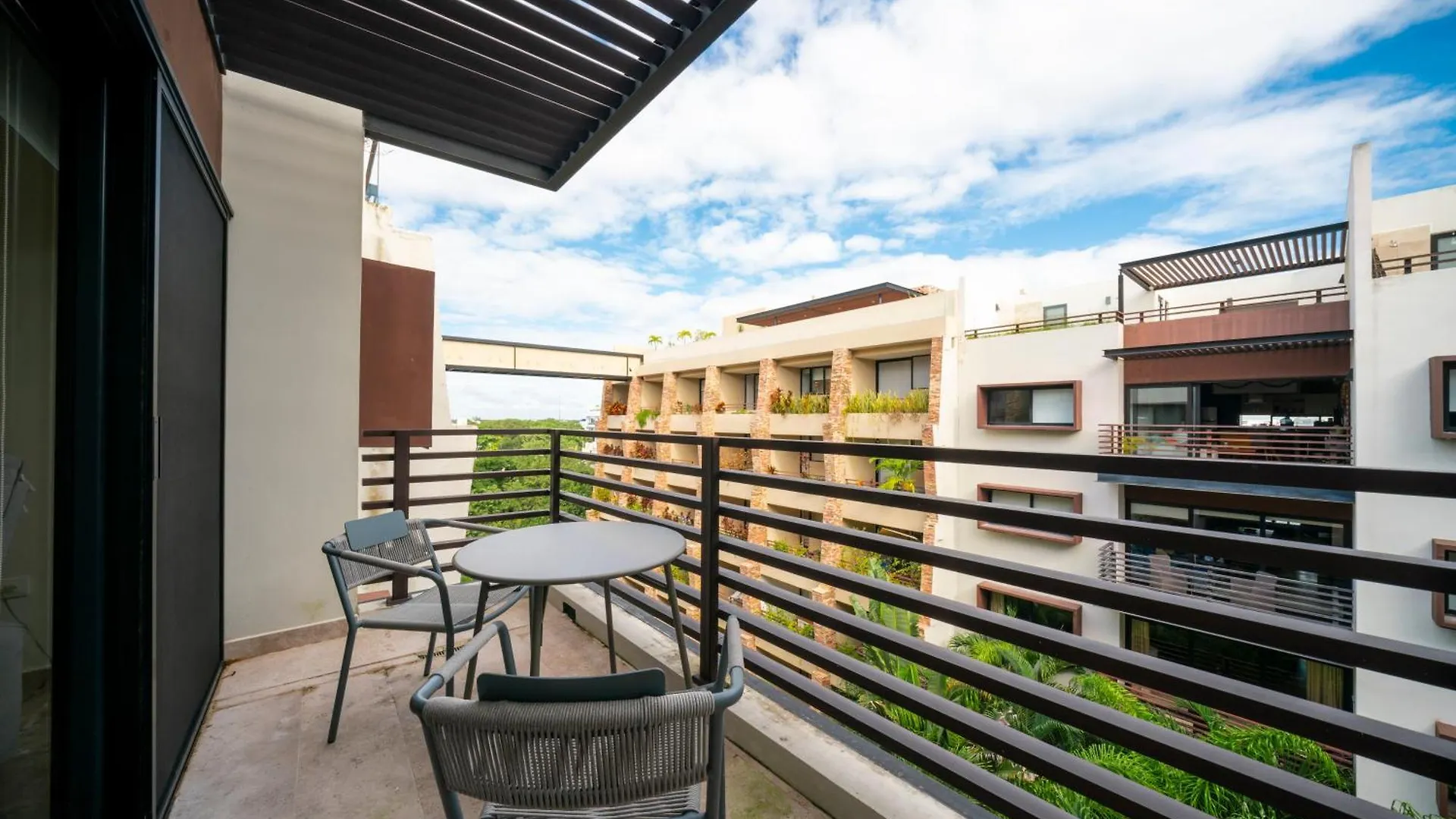 Modern Penthouse With 2 Bedroom Tub & Pool At Arenis Condos - 509 Playa del Carmen Apartment