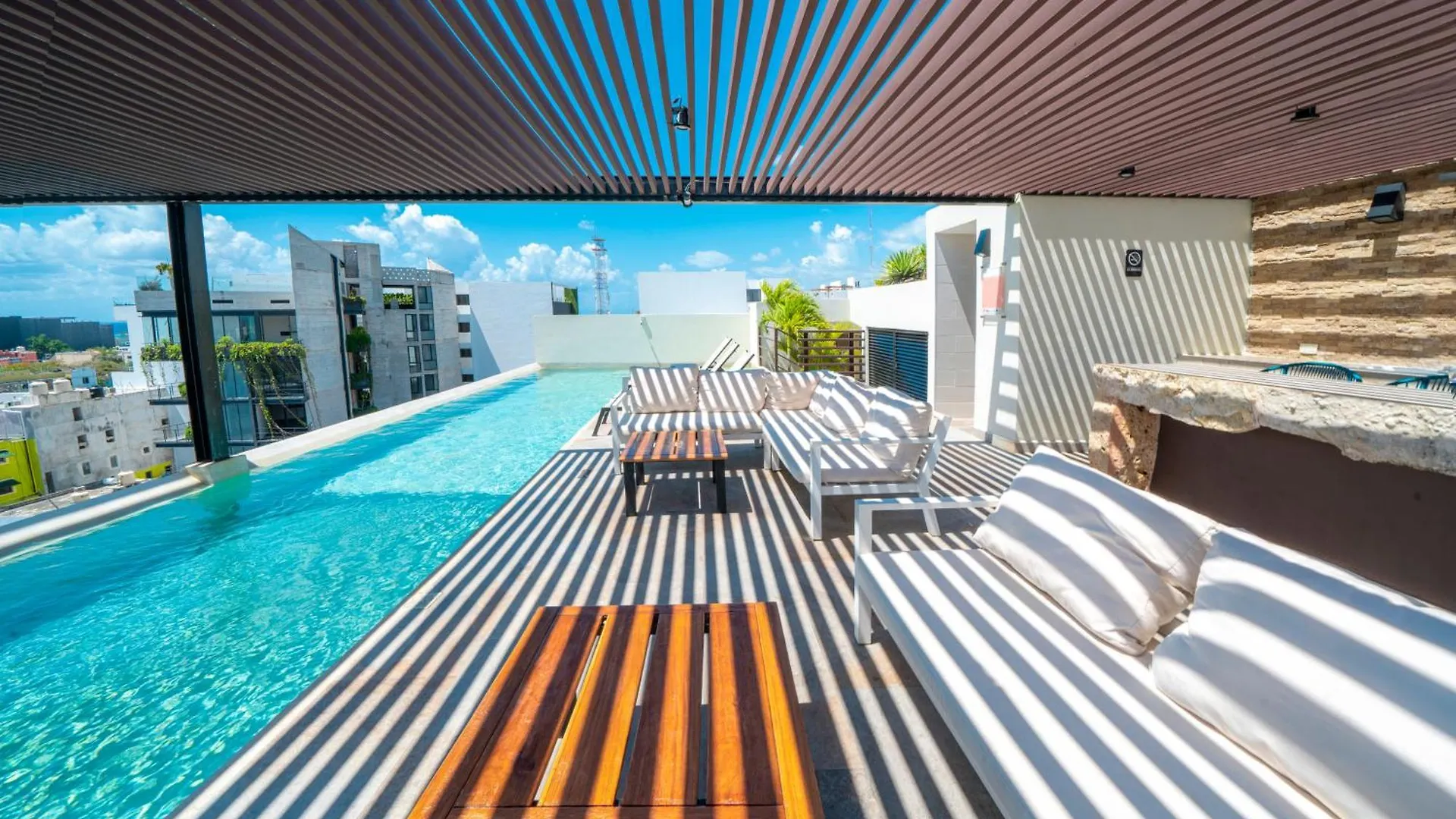 Modern Penthouse With 2 Bedroom Tub & Pool At Arenis Condos - 509 Playa del Carmen
