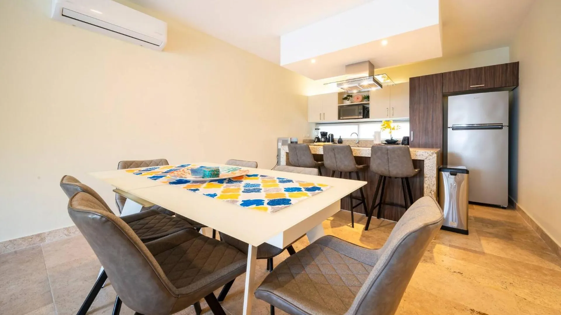 Modern Penthouse With 2 Bedroom Tub & Pool At Arenis Condos - 509 Playa del Carmen Mexico